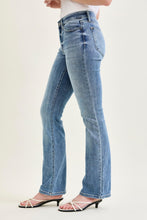 Load image into Gallery viewer, Judy Blue - Core Midrise Bootcut Light Wash
